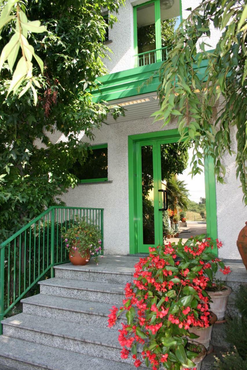 Albergo Nardini Lentate sul Seveso Exterior photo