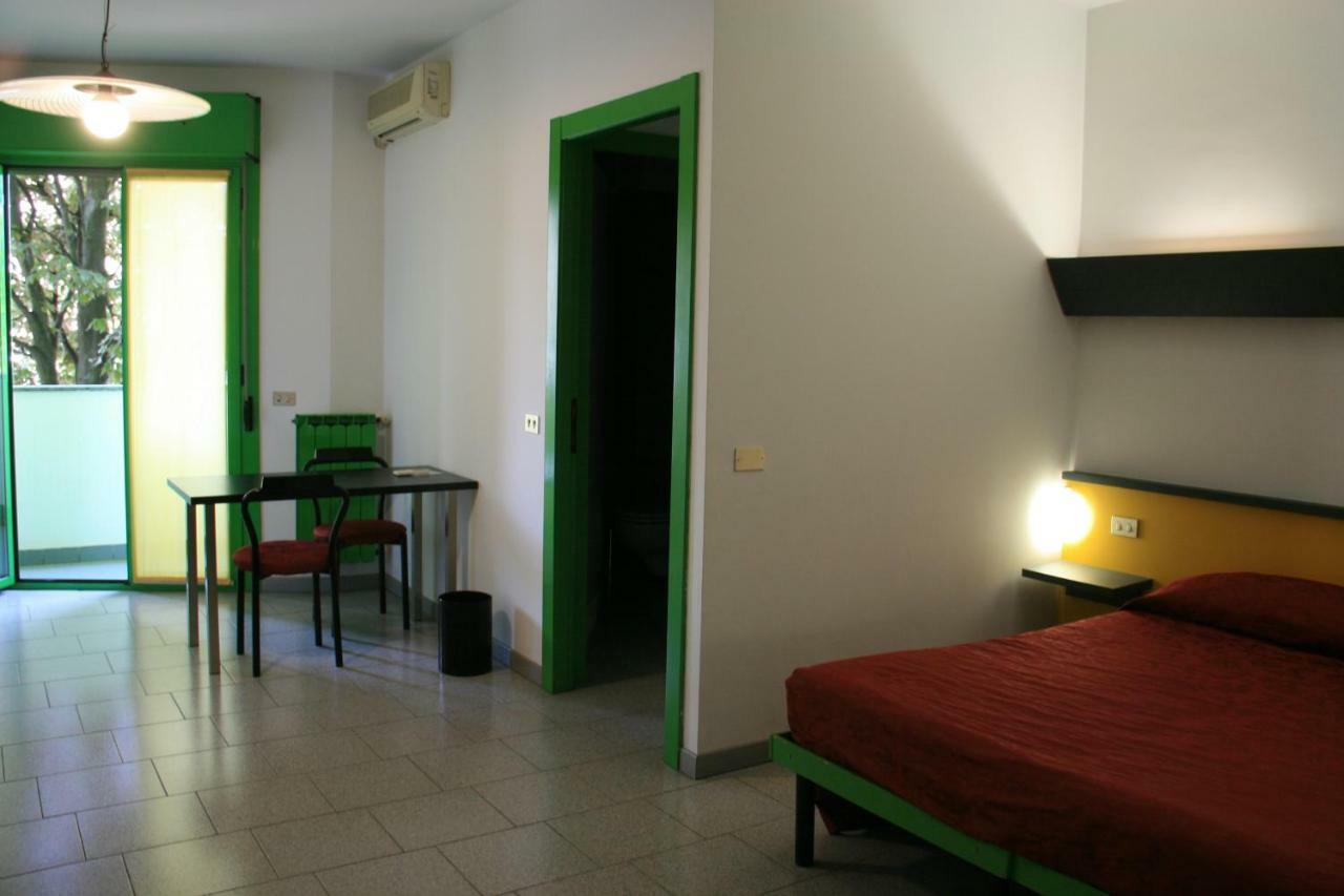 Albergo Nardini Lentate sul Seveso Exterior photo
